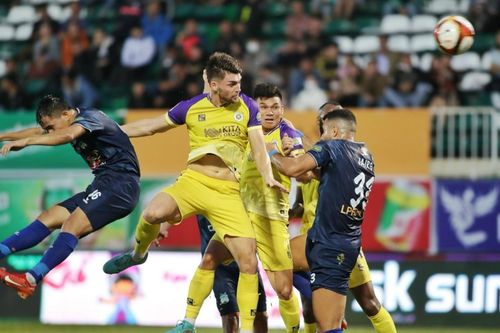 Hà Nội FC 'phơi áo' trước HAGL của bầu Đức