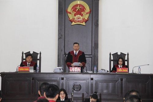 Nhiều bị cáo được giảm án trong vụ 'Chuyến bay giải cứu'