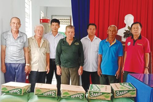 Cựu chiến binh ấp Ba Xoài làm theo Bác