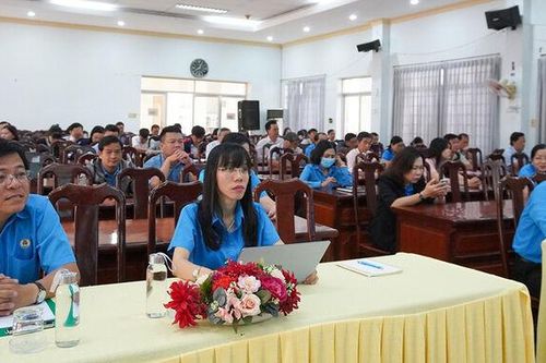 1.300 đại biểu công đoàn An Giang dự Hội nghị trực tuyến quán triệt Nghị quyết Đại hội XIII Công đoàn Việt Nam