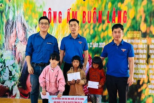 Mùa đông ấm tình người