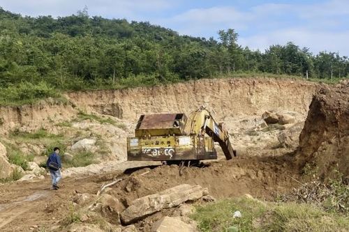 Ông Hà Quốc Trị - Phó Bí thư Tỉnh ủy, Trưởng Đoàn Đại biểu Quốc hội tỉnh Khánh Hòa: Chỉ đạo UBND tỉnh kiểm tra sau bài viết ''Tan hoang núi Lục Đại''