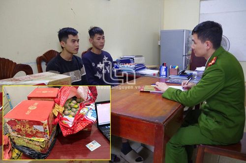 Thu giữ gần 60kg pháo các loại