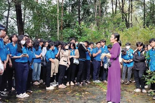 Học lịch sử bằng trải nghiệm