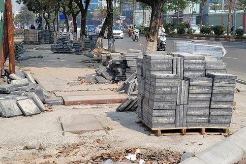 Đã rõ lý do vỉa hè Hà Nội tiếp tục bị đào xới dịp cuối năm