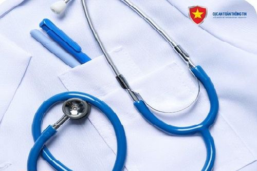 Lập công ty giả danh y bác sĩ để bán thuốc qua mạng