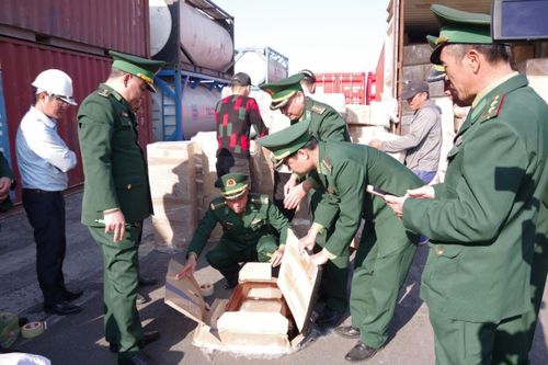Phát hiện số lượng lớn hàng hóa không rõ nguồn gốc tại cảng Hải Phòng