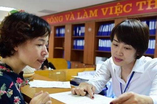 Vui buồn văn hóa công vụ