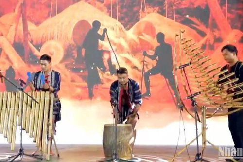 Nồng nàn ngọn lửa nam Tây Nguyên và nghệ thuật dân gian Ấn Độ