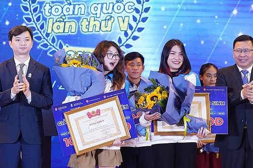 Học sinh và sinh viên Thủ đô giành trọn 2 giải Nhất Hội thi Olympic tiếng Anh lần thứ 5