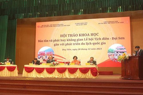 Hội thảo khoa học Bảo tồn và phát huy không gian lễ hội Tịch điền-Đọi Sơn