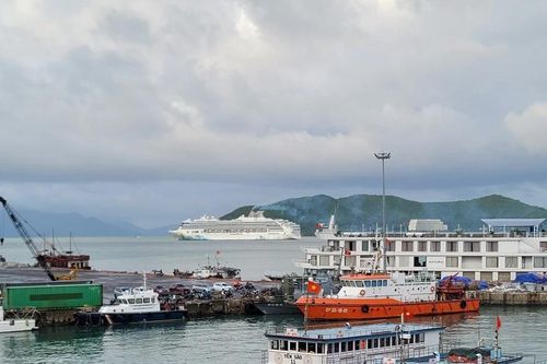 Cảng Nha Trang sửa chữa, tạm dừng tiếp nhận tàu khách nội địa