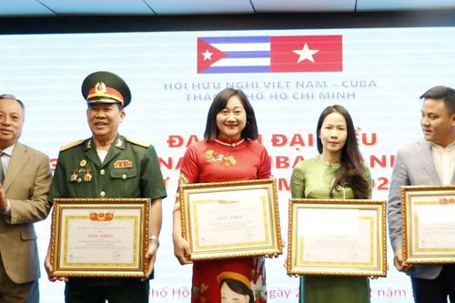 Tiếp tục vun đắp mối quan hệ đặc biệt Việt Nam - Cuba
