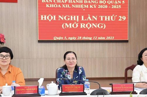 Quan tâm chăm lo Tết cho gia đình chính sách, có công, người nghèo