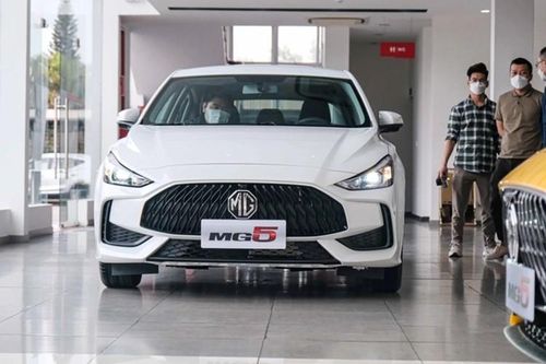 MG5 giảm giá 'sập sàn', bản STD chỉ 370 triệu rẻ hơn Kia Morning