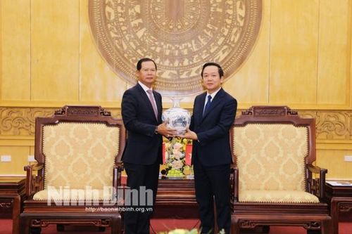 Đoàn đại biểu biên giới Việt Nam - Lào thăm và làm việc tại tỉnh Ninh Bình