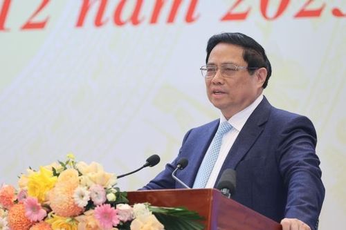 Thủ tướng Phạm Minh Chính: Ưu tiên nguồn lực để triển khai các dự án trọng điểm ngành giao thông vận tải