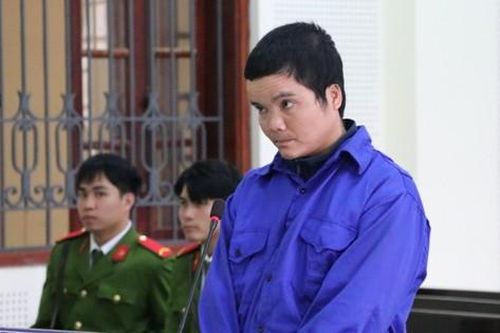 Cầm súng chĩa vào bụng thách thức, người vợ bị chồng bắn thủng đại tràng