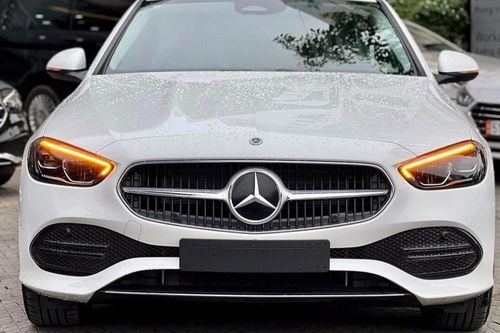 Mercedes- Benz triệu hồi xe S450 và C200 tại Việt Nam vì lỗi bơm nhiên liệu