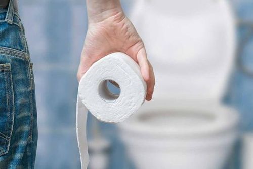 Uống rượu bị tiêu chảy: Cách điều trị và phòng ngừa