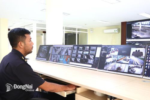 Khuyến khích doanh nghiệp chuyển đổi số trong lĩnh vực hải quan