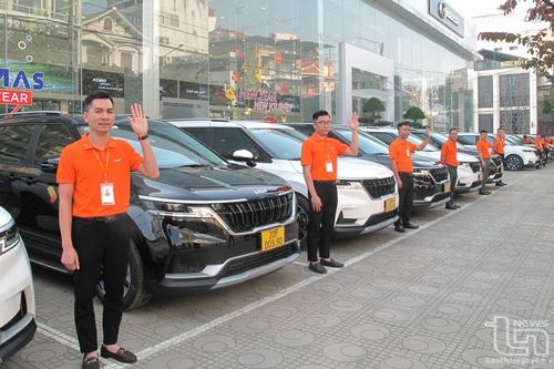 Công ty CP Thương mại và Du lịch Hà Lan: Đầu tư 100 xe mẫu mới phục vụ vận chuyển hành khách