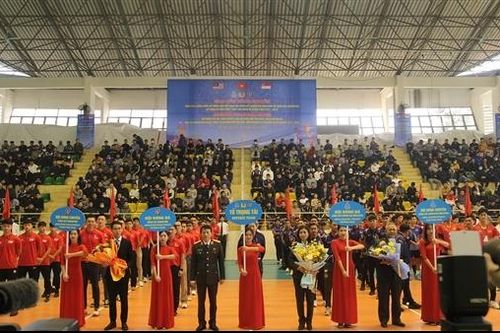 Giao lưu thể thao giữa Bộ Công an Việt Nam với Cảnh sát Hoàng gia Malaysia và Cảnh sát Singapore