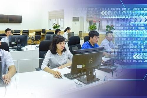 Phê duyệt Đề án kiện toàn tổ chức bộ máy, nâng cao năng lực quản lý nhà nước về chuyển đổi số