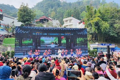 Chương trình liên hoan cư dân biên giới Việt Nam - Trung Quốc