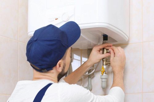 Ngưng dùng ngay bình nóng lạnh nếu phát hiện những dấu hiệu này