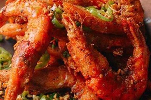 Công thức làm tôm rang muối ngon giòn, đậm vị