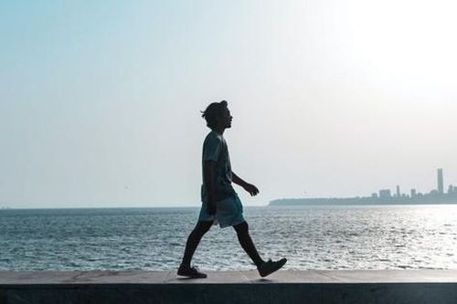 Nên đi bộ bao nhiêu km mỗi ngày để cơ thể khỏe đẹp?