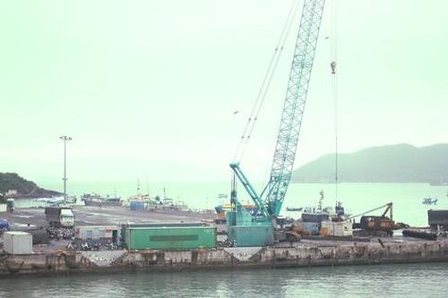 Cảng Nha Trang xuống cấp nghiêm trọng, tạm thời không tiếp nhận tàu khách nội địa