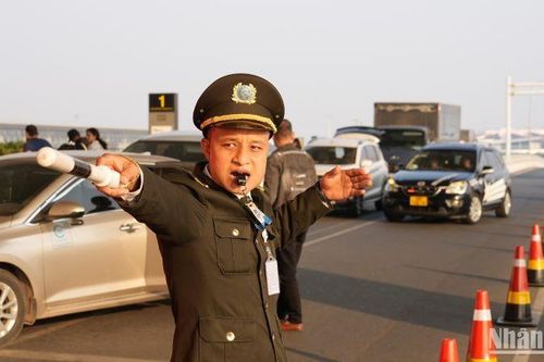 Nội Bài linh hoạt điều phối, phục vụ khách dịp cao điểm Tết Dương lịch