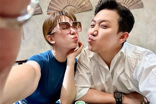 Trấn Thành làm 'ôsin', chiều chuộng Hari Won thế nào 7 năm qua?