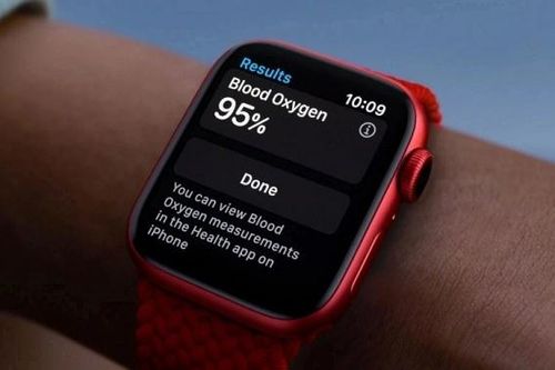 Tạm dừng lệnh cấm bán đồng hồ thông minh Apple Watch tại Mỹ