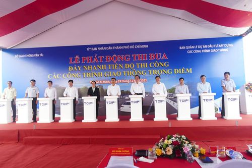 TP.HCM thi công xuyên Tết nhiều công trình trọng điểm