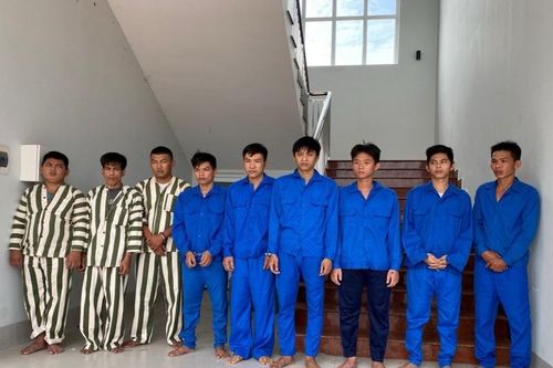 Nhóm thanh niên mang súng tự chế đi giải quyết mâu thuẫn thì bị bắt