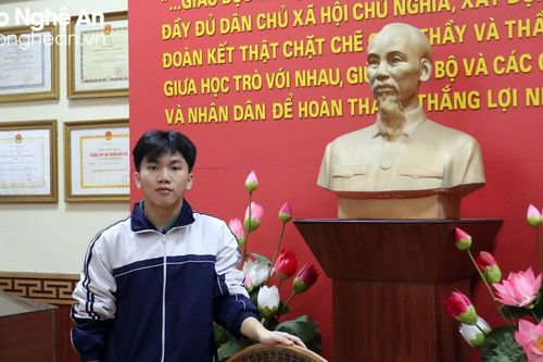 Nam sinh yêu lịch sử và hành trình đến với giải Ba Cuộc thi 'Tuổi trẻ học tập và làm theo Bác'