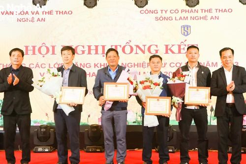 Nghệ An tổng kết hoạt động các lớp bóng đá năng khiếu nghiệp dư cơ sở