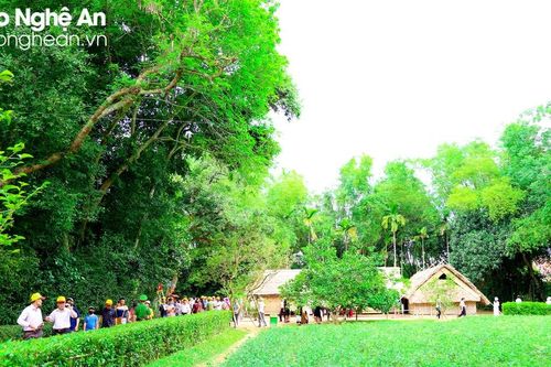 Nghệ An chỉ đạo công tác đảm bảo an ninh, an toàn cho khách du lịch dịp Tết