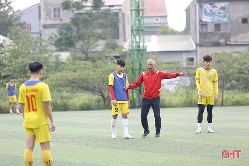 U19 Hồng Lĩnh Hà Tĩnh tích cực 'rèn quân' cho vòng loại quốc gia