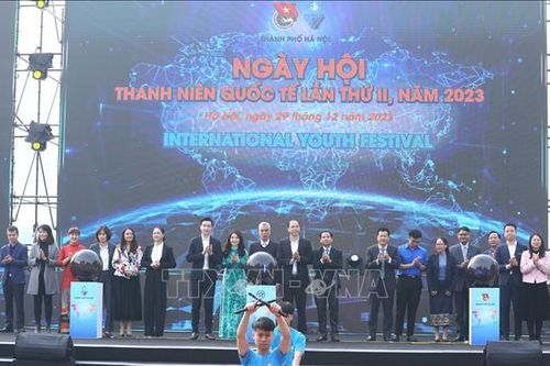 Sôi động Festival Thanh niên quốc tế