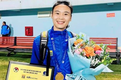 Hải Yến lập kỷ lục tại giải bóng đá nữ vô địch Quốc gia