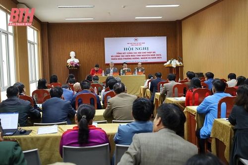 Phấn đấu hoàn thành tốt mọi chỉ tiêu, hoạt động theo phương châm 'Chữ thập đỏ vì mọi người ở mọi nơi'