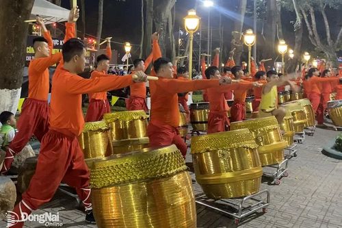 Nhiều hoạt động văn hóa, văn nghệ chào đón Tết Dương lịch