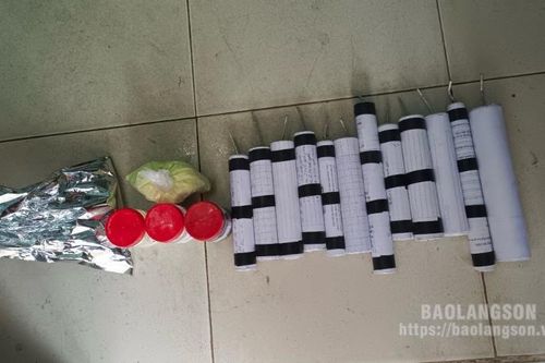 Phát hiện nhóm học sinh tàng trữ, chế tạo pháo trái phép