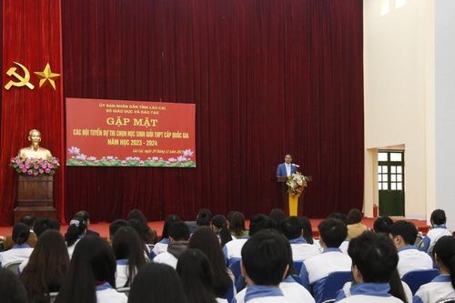 Gặp mặt 99 học sinh dự thi chọn học sinh giỏi quốc gia cấp THPT năm học 2023 – 2024