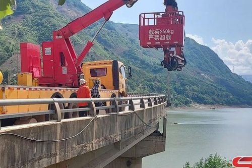 Đảm bảo giao thông luôn thông suốt, an toàn
