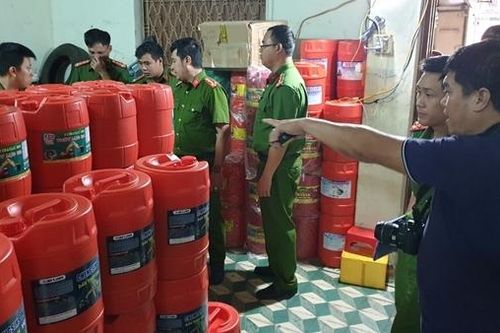 Mua dầu nhớt đã sử dụng từ Biên Hòa về Tuy Hòa đóng thùng thành hàng hiệu